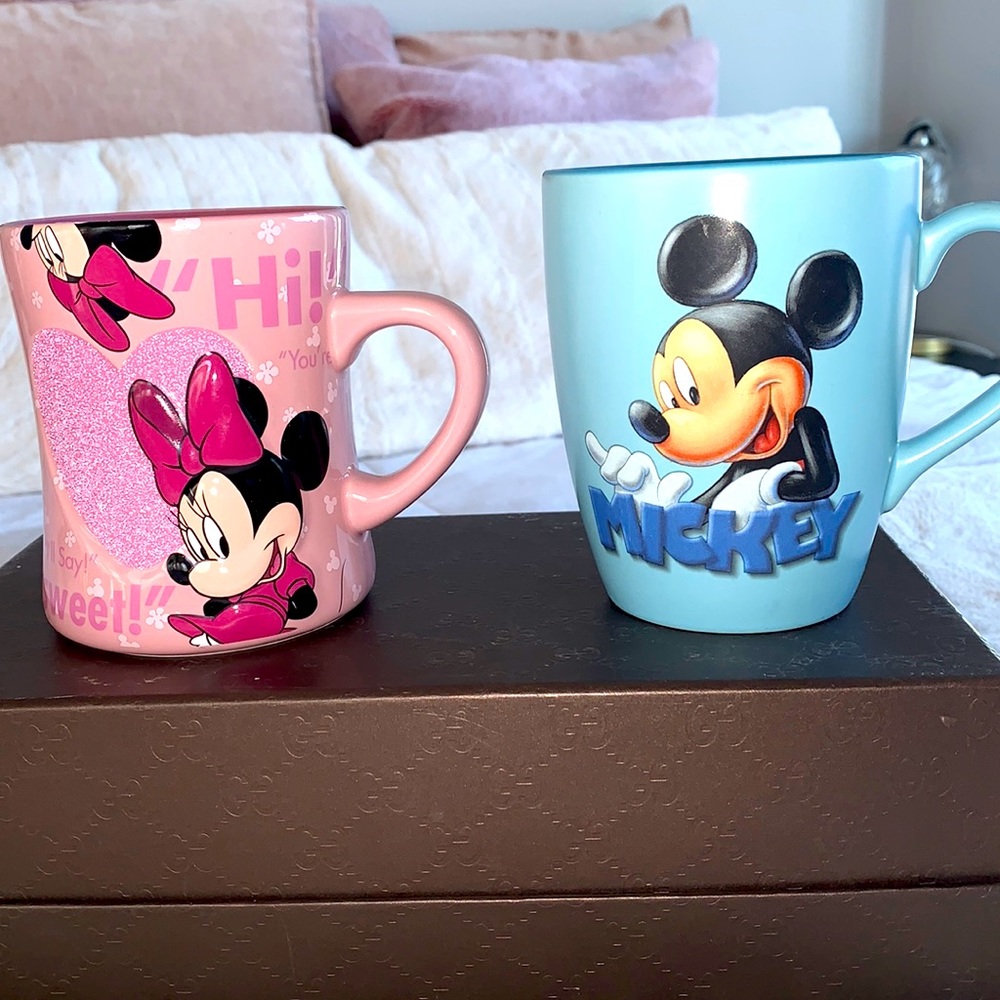 Disney coffee mugs Micky and Mini Mouse authentic